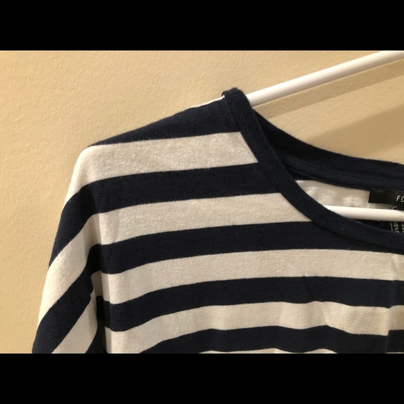 Crop long sleeve - Picture 4 of 4